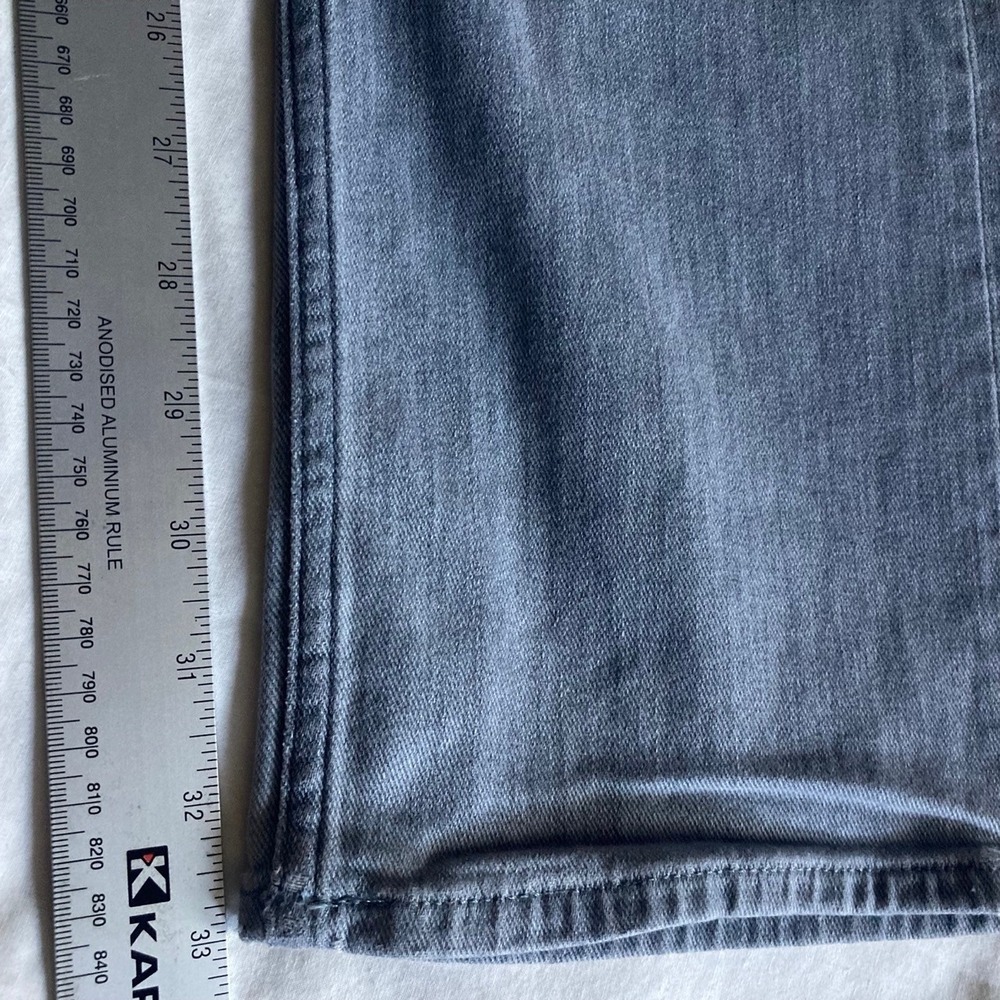 7 For All Mankind Slimmy Jeans Mens Medium 34x33 Grey Zip Fly Light Wash Denim - Picture 7 of 9